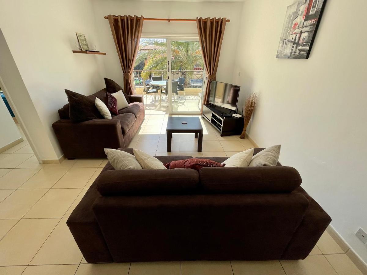 Apartament 109 Queens Gardens, Pafos Zewnętrze zdjęcie
