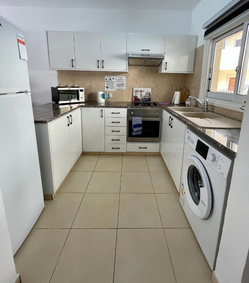 Apartament 109 Queens Gardens, Pafos Zewnętrze zdjęcie
