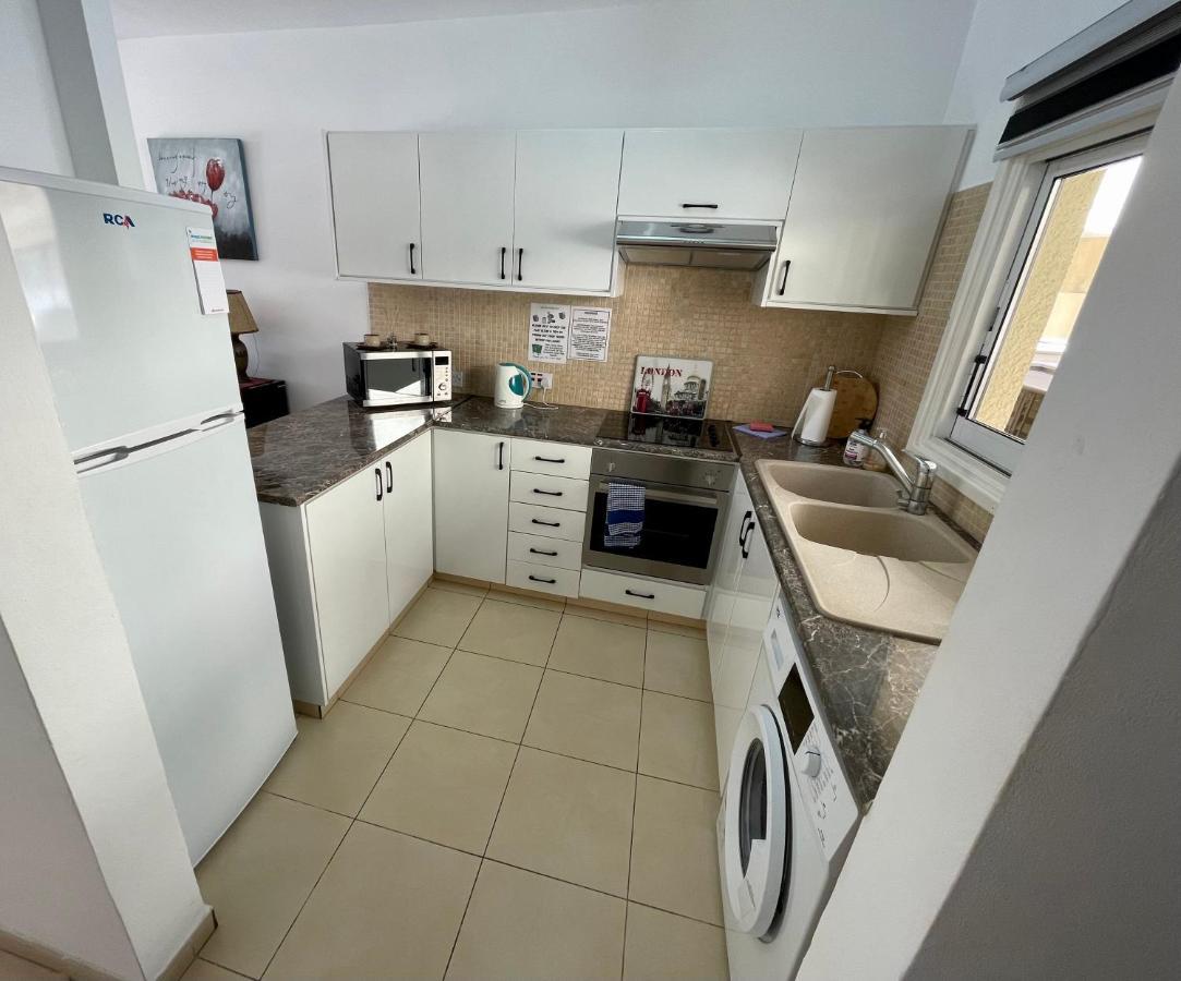 Apartament 109 Queens Gardens, Pafos Zewnętrze zdjęcie